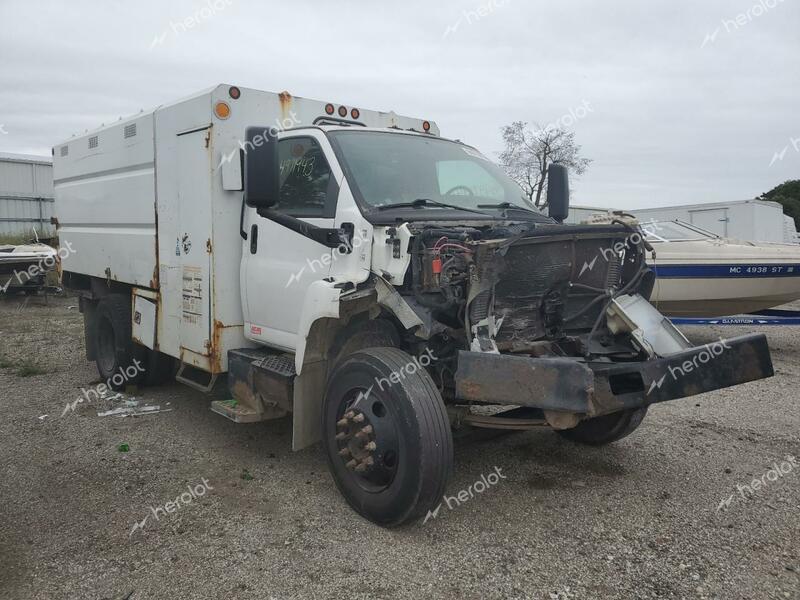 GMC C6500 C6C0 2005 white chassis gas 1GDJ6C1EX5F533472 photo #1