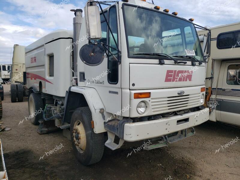 STERLING TRUCK SC 8000 2005 white tilt cab diesel 49HAADBV65DN90205 photo #1