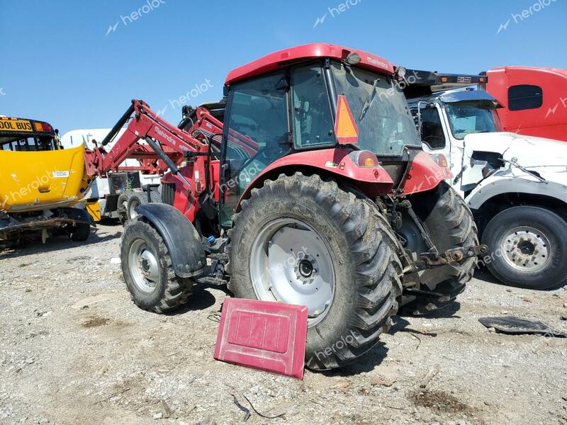 MAHINDRA AND MAHINDRA TRACTOR 2015 red   NOOOOVVINNNNN photo #4