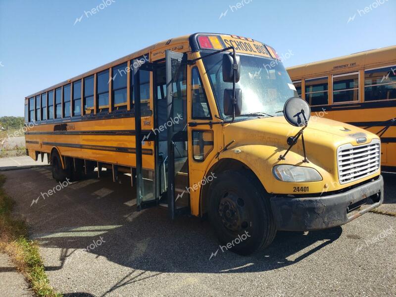 THOMAS SCHOOL BUS 2010 yellow  diesel 4UZABRDTXACAN2984 photo #1