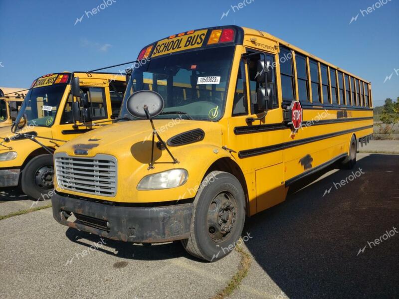 THOMAS SCHOOL BUS 2010 yellow  diesel 4UZABRDTXACAN2984 photo #3