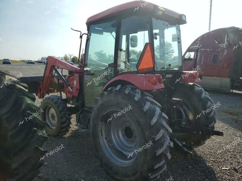 MAHINDRA AND MAHINDRA TRACTOR 2014 red   61GCF00546 photo #4