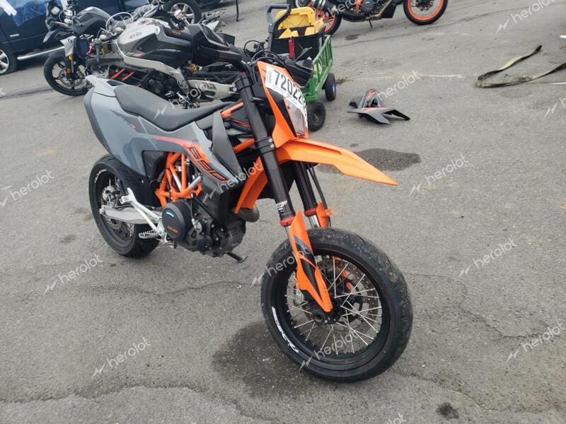 KTM 690 SMC R 2021 orange  gas VBKLSV406MM711651 photo #1