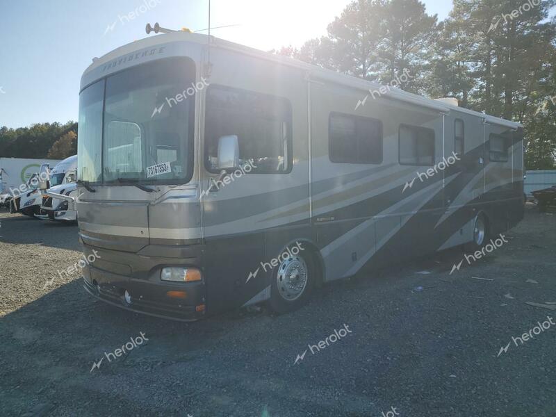 FLEETWOOD RV 2003 two tone  diesel 4UZAAHAK33CM09186 photo #3