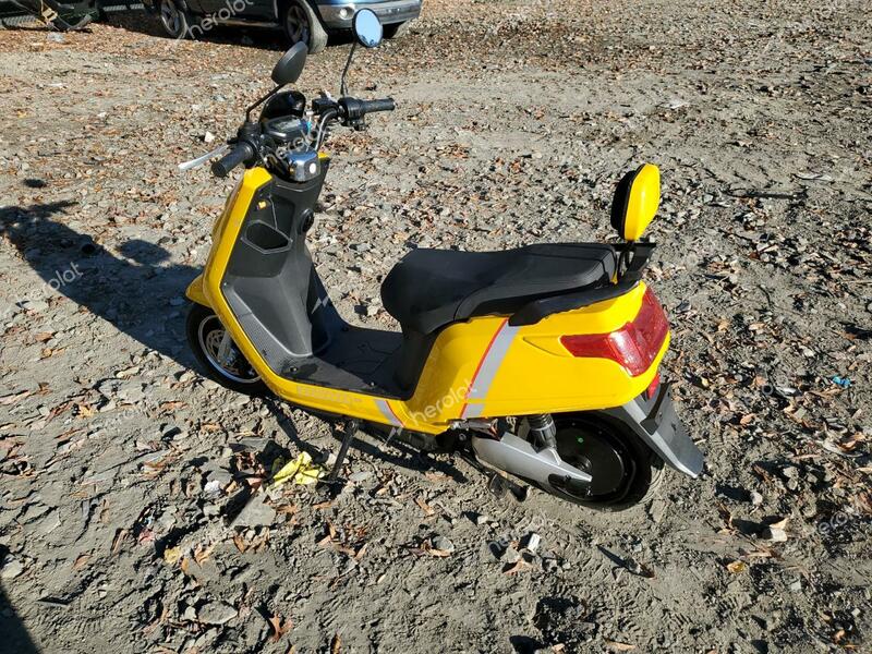 OTHER SCOOTER 2020 yellow   7J1CA1016LM000904 photo #4