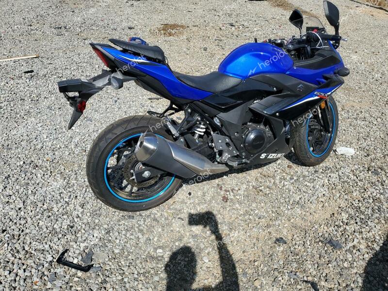 SUZUKI GSX250R 2022 blue  gas LC6DN11A2N1100095 photo #1