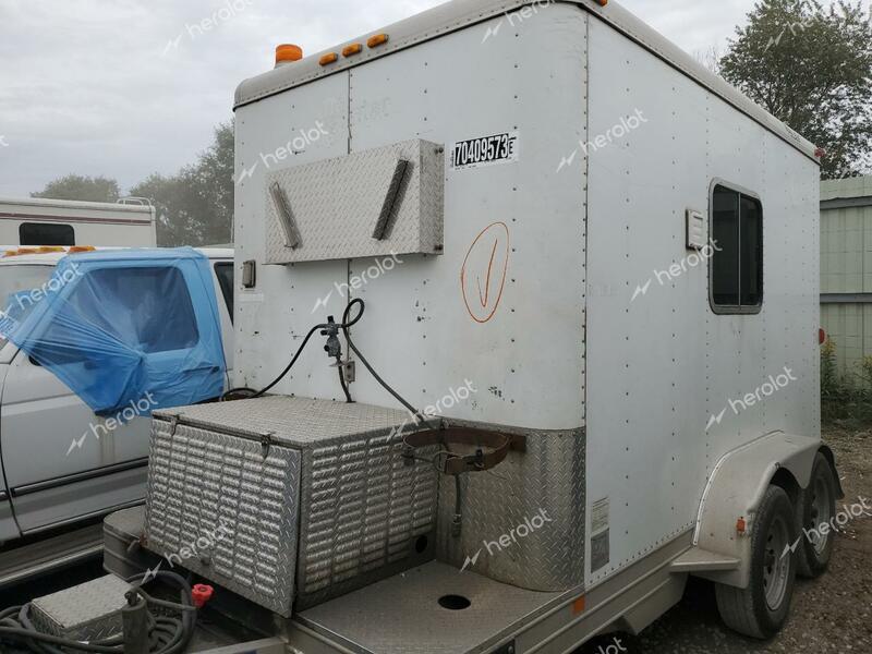 FEATHERLITE MFG INC UTILITY 2000 white  propane 4FGL01125YC028299 photo #3