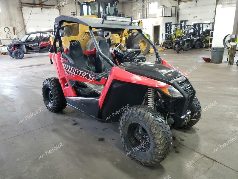 ARCTIC CAT 700 2015 red   4UF15MPV0FT310454 photo #1