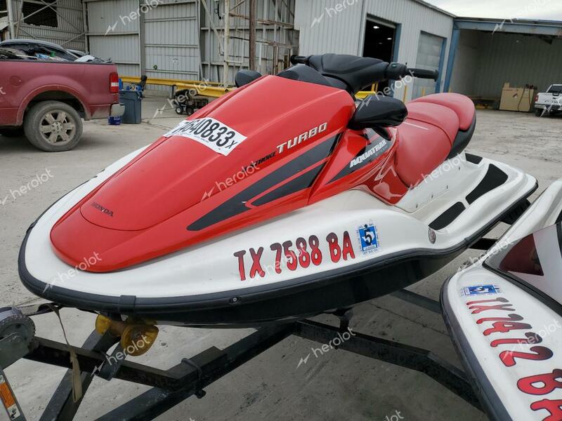 HONDA JET SKI 2005 red   HPSC0572L506 photo #1