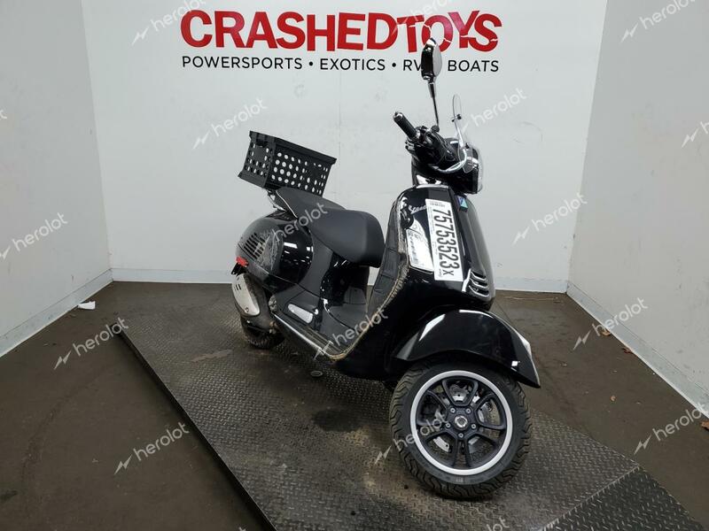 VESPA GTS/SEI GI 2023 black  gas ZAPMD39M3P5100487 photo #1