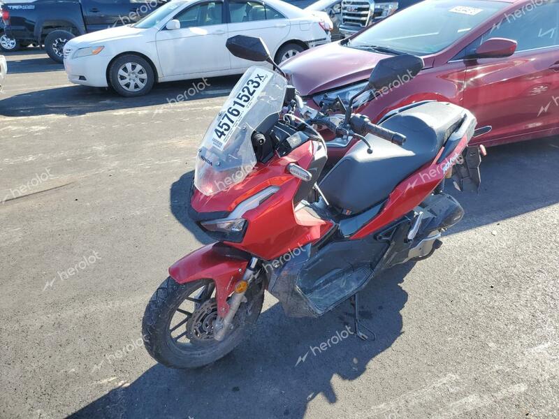 HONDA ADV150 A 2022 red  gas MLHKF385XN5102275 photo #3