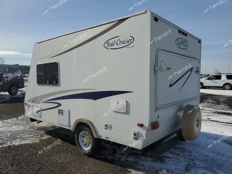 RVIS TRAILCRUIS 2007 white   4WYH02A1072903534 photo #4