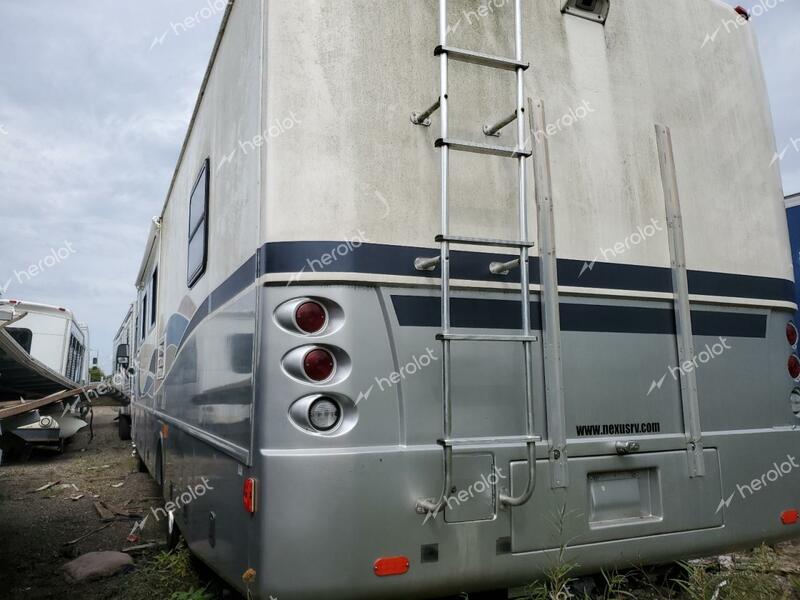 FLEE MOTORHOME 2004 gray  gas 5B4MP67G443381915 photo #4