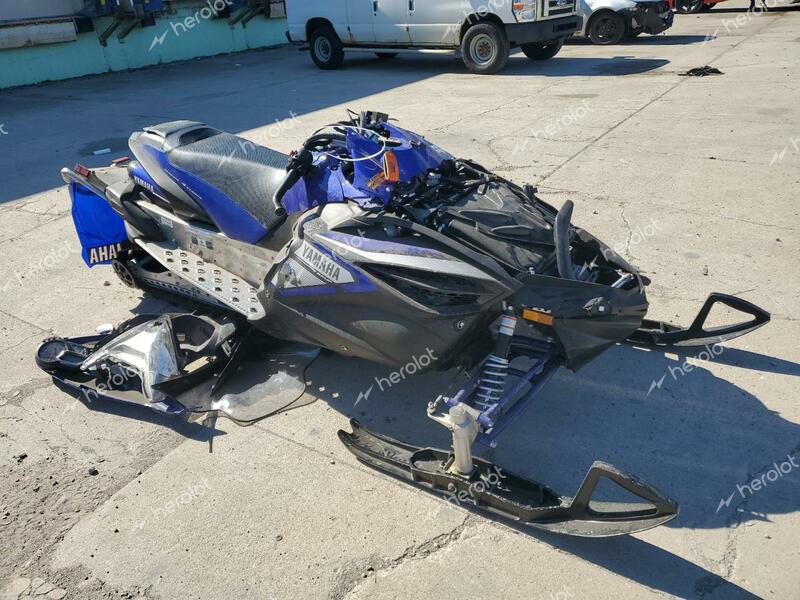 YAMAHA SNOWMOBILE 2017 blue   JYE8LA006HA000276 photo #1