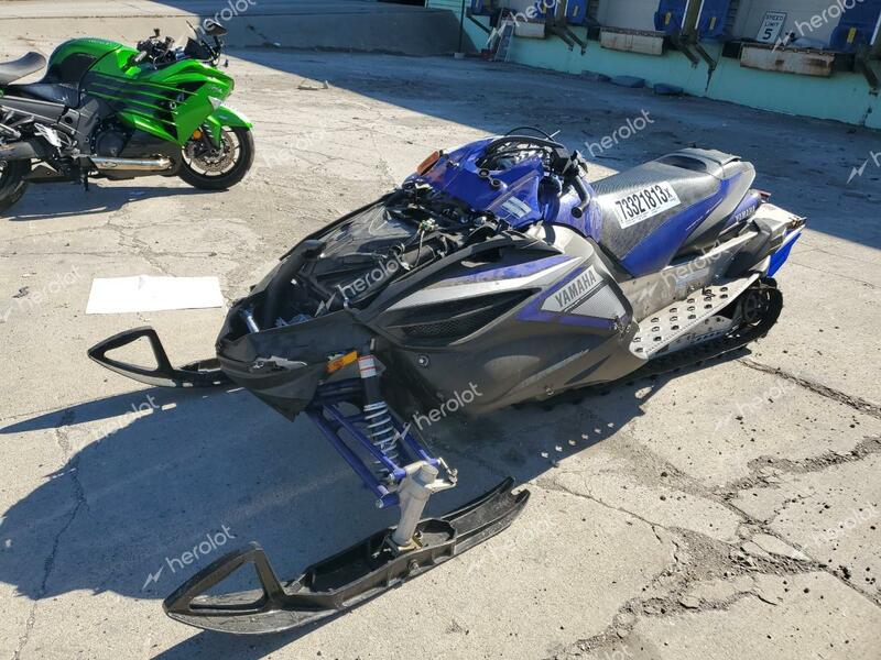 YAMAHA SNOWMOBILE 2017 blue   JYE8LA006HA000276 photo #3