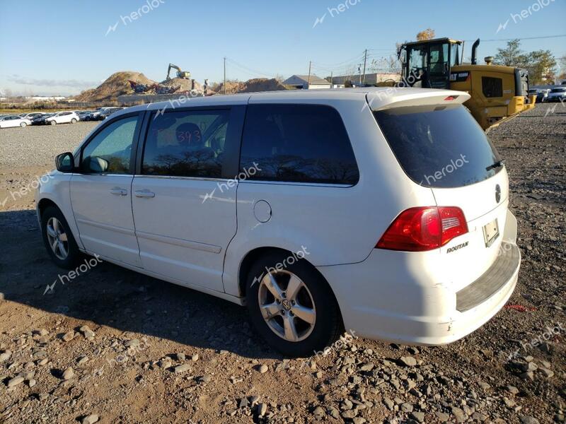 VOLKSWAGEN ROUTAN 2009 white  gas 2V8HW54X59R601465 photo #3