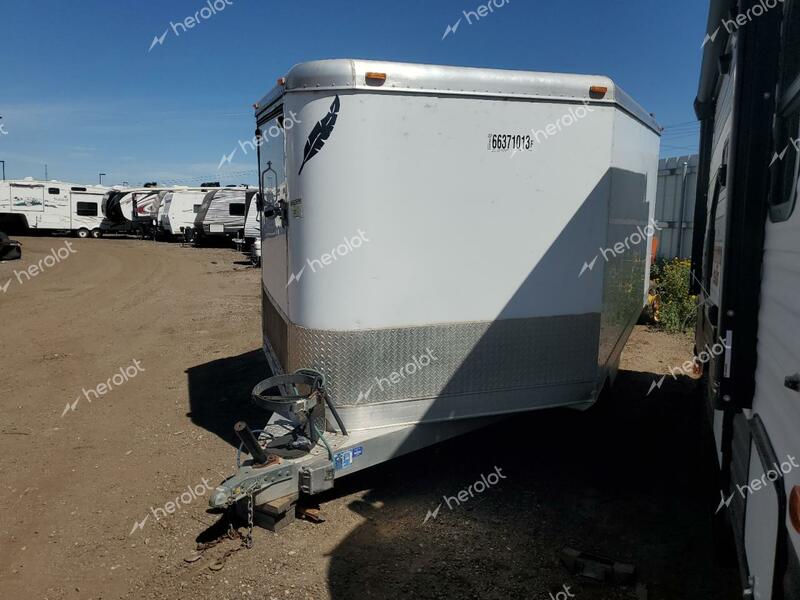 FEATHERLITE MFG INC TRAILER 2002 white   4FGL012132C048841 photo #3