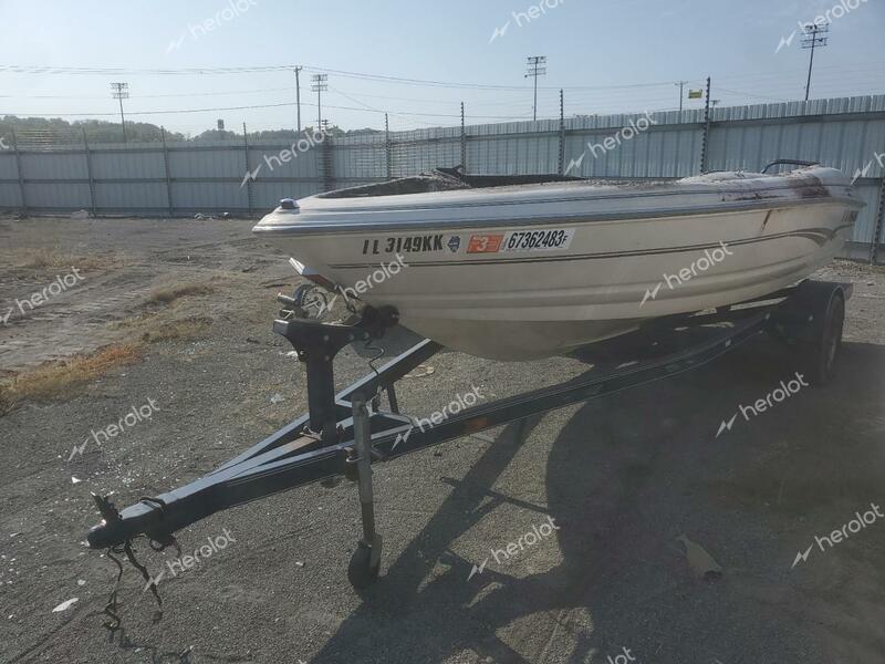 LARS BOAT W/TRL 2001 white   LAR62482J001 photo #3