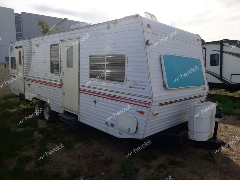 FLEE TRAILER 2001 white   1EA1R282411582520 photo #1