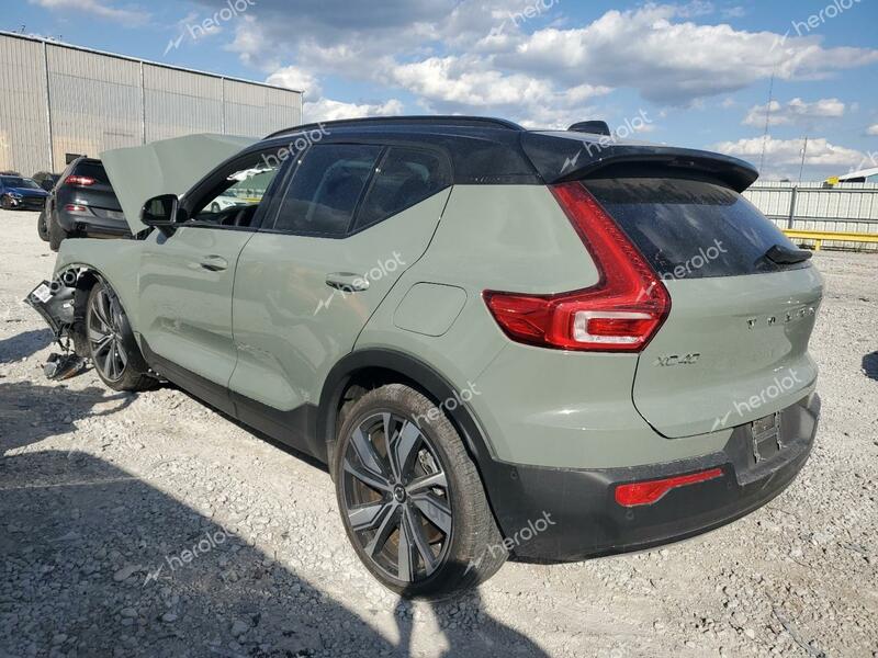 VOLVO XC40 P8 RE 2022 green  electric YV4ED3UB6N2759462 photo #3