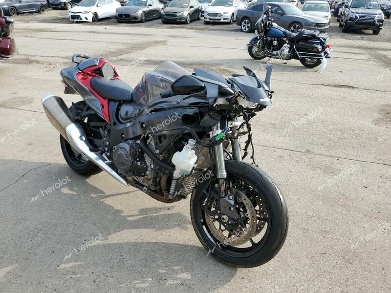 SUZUKI GSX1300 RR 2023 two tone  gas JS1EJ11B5P7100809 photo #1