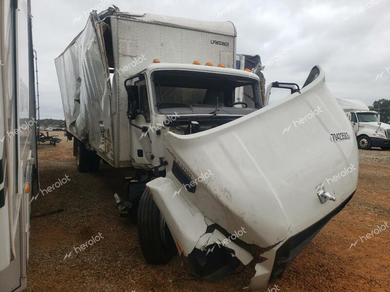 MACK MD 2022 white  diesel 1M2MDAAA8NS002492 photo #1