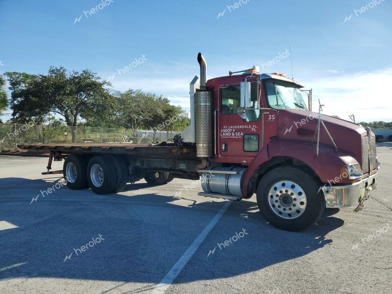 KENWORTH CONSTRUCTI 2005 burgundy conventi diesel 2NKMLZ9X75M112820 photo #1