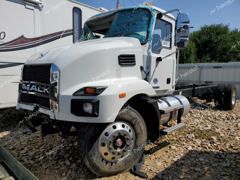 MACK MD 2023 white  diesel 1M2MDBAA4PS005415 photo #1