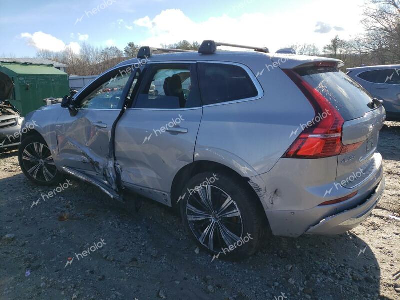 VOLVO XC60 B6 IN 2022 silver  gas YV4062RL6N1074853 photo #3