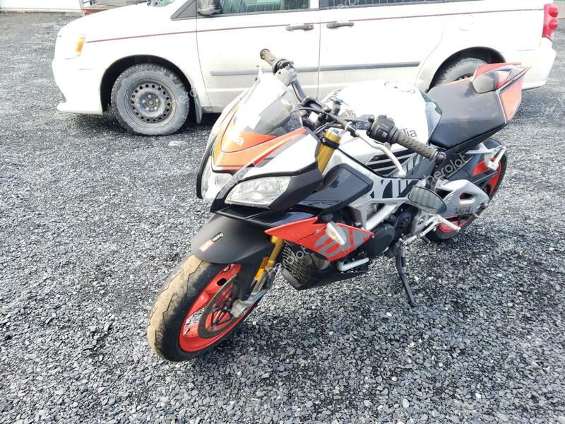 APRILIA TUONO 2018 black   ZD4KGUA00JS000617 photo #3