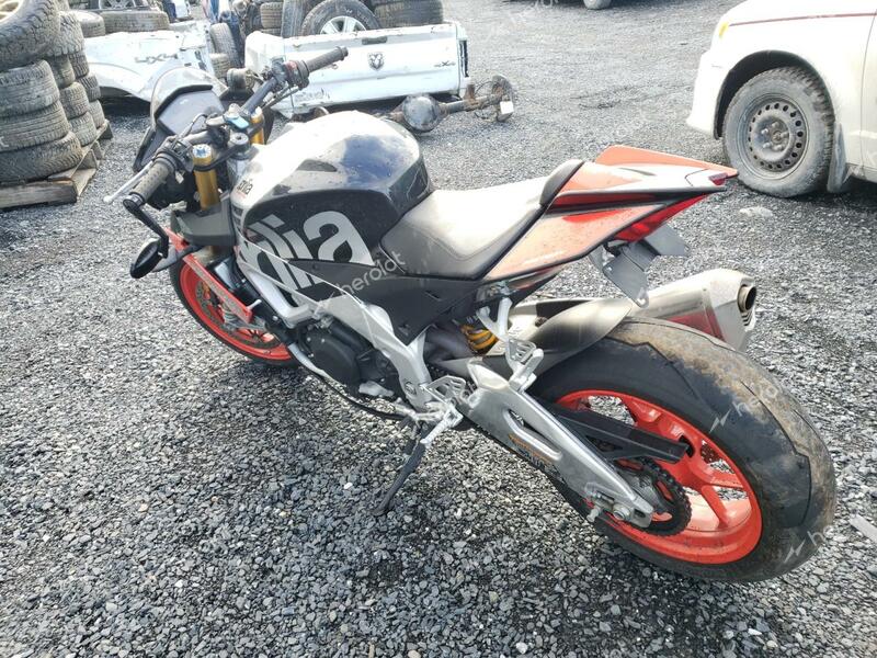 APRILIA TUONO 2018 black   ZD4KGUA00JS000617 photo #4