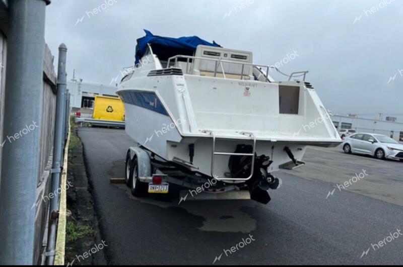 WELLS CARGO BOAT W/TRL 1988 white   WELC3583G788265 photo #4