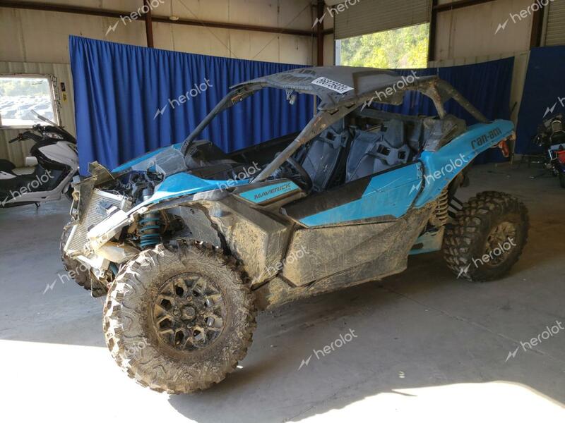 CAN-AM MAVERICK X 2021 blue  gas 3JBVGAW44MK000697 photo #3