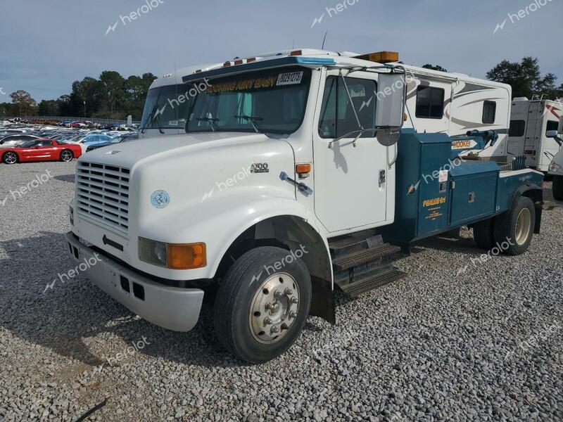 INTERNATIONAL 4000 4700 1999 white conventi diesel 1HTSCAAM2XH671997 photo #3