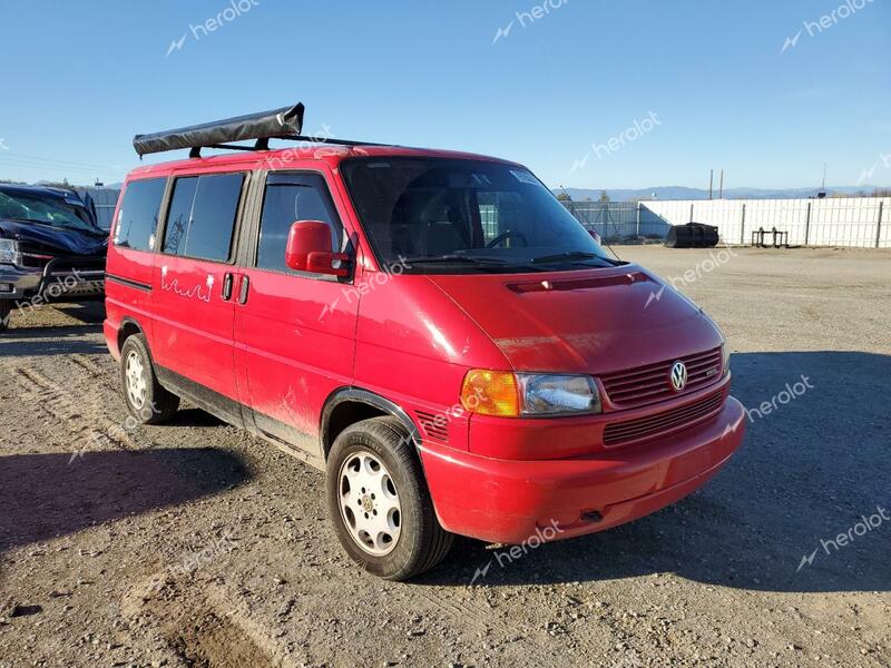 VOLKSWAGEN EUROVAN MV 2000 red  gas WV2MH4701YH048516 photo #1