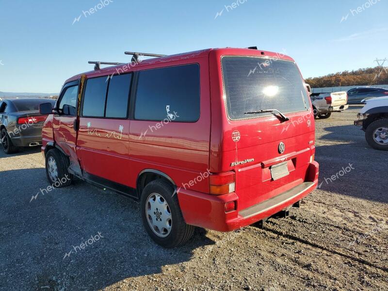 VOLKSWAGEN EUROVAN MV 2000 red  gas WV2MH4701YH048516 photo #4