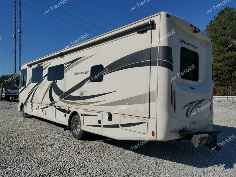 THMC MOTORHOME 2016 beige  gas 1F66F5DY6F0A08234 photo #4