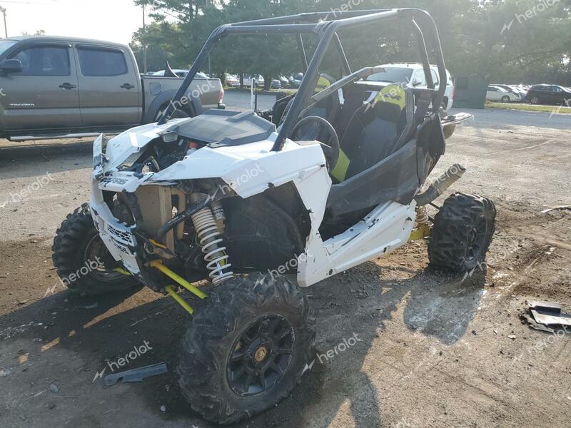 POLARIS RZR XP 100 2017 two tone  gas 3NSVDE991HF793894 photo #3