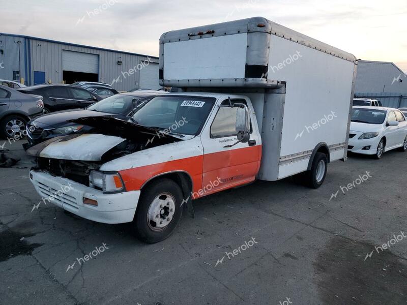 TOYOTA PICKUP CAB 1989 white  gas JT5VN94T7K0003850 photo #1