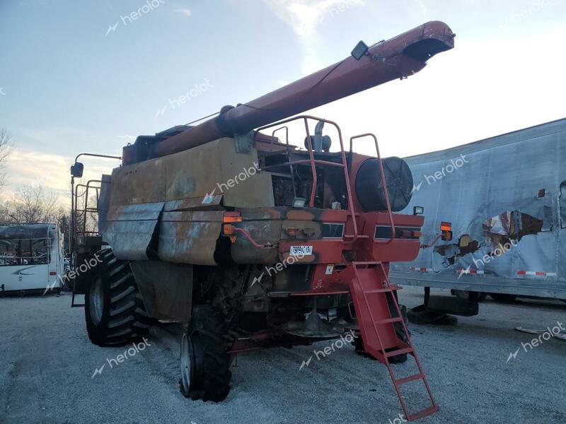 CASE COMBINE 2002 red   JJC0255460 photo #4