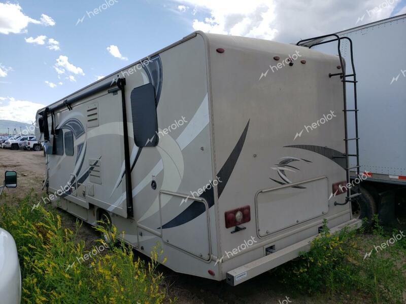 THMC MOTORHOME 2018 white  gas 1FDXE4FSXHDC46876 photo #4