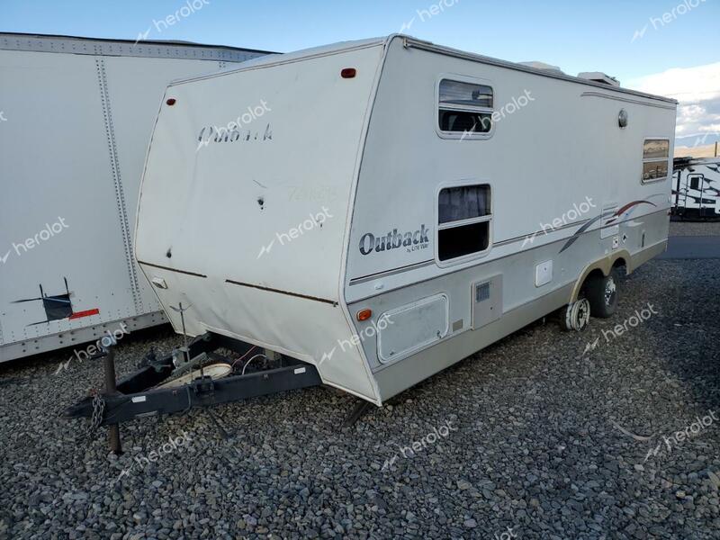 OUTB TRAILER 2002 white   4YDT2602025901383 photo #3