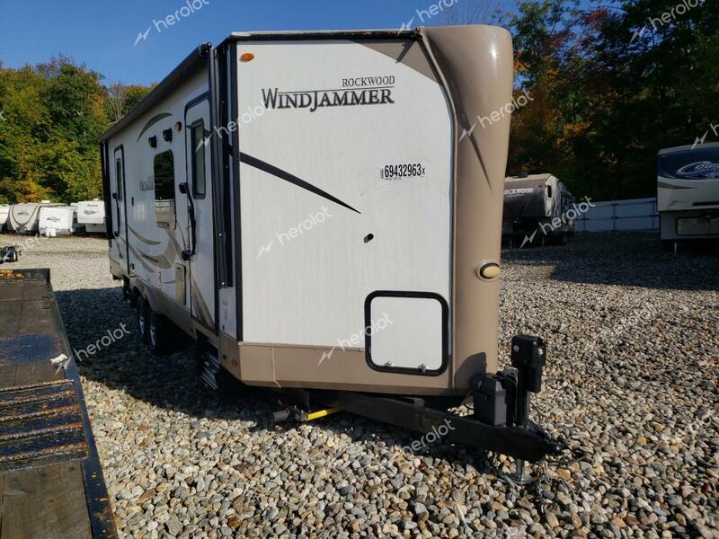 ROCK WINDJAMMER 2018 white   4X4TRLB29J1883069 photo #1