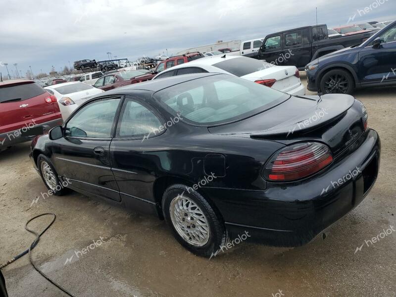 PONTIAC GRAND PRIX 1997 black  gas 1G2WP12K2VF231971 photo #3