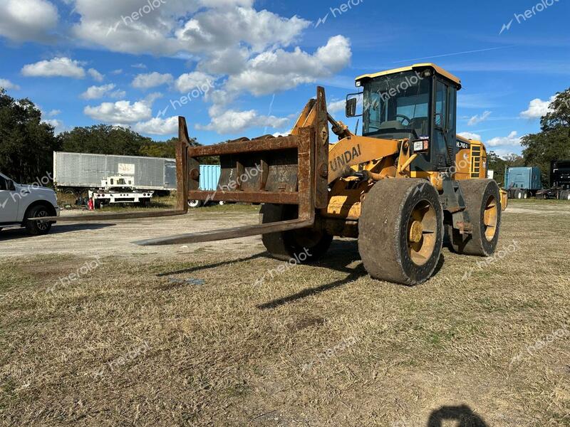 HYUNDAI HL740-9 2011 yellow   HH1HLN01VB0000172 photo #3