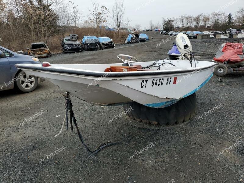 BOST BOAT ONLY 1978 white   BWCC2752M780 photo #3