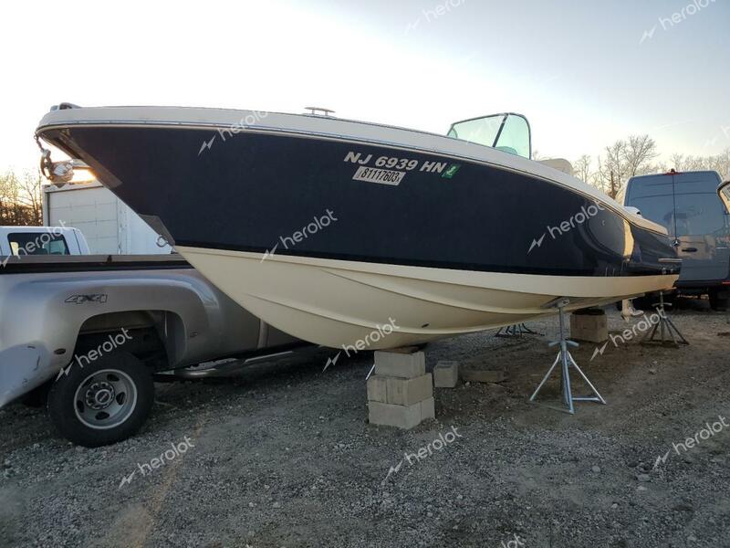 CHRI BOAT 2019 two tone   CCBCB250J819 photo #3