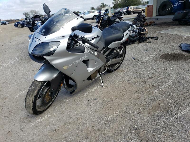 KAWASAKI ZX600 J1 2006 silver  gas JKAZX4J1X6A060043 photo #3