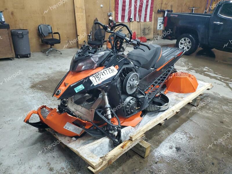 SKI DOO RENEGADE 2016 orange   2BPSUGGCXGV000004 photo #3