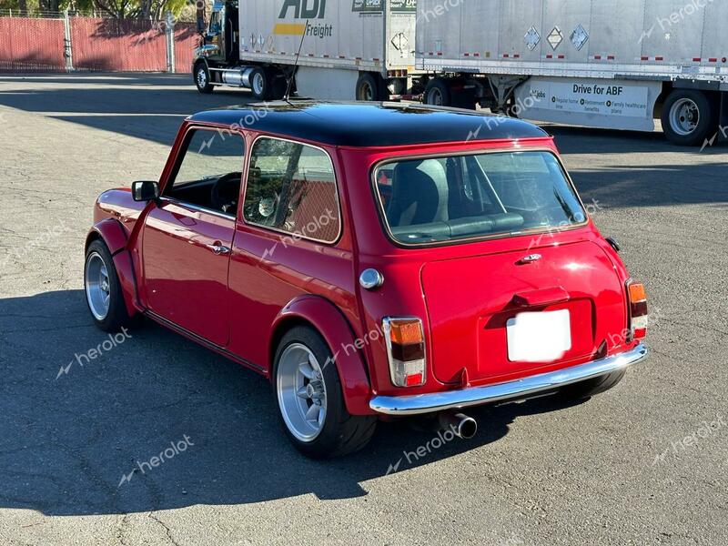 MINI COOPER 1972 red   XA2S1N32933A photo #4